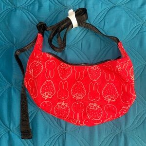 BAGGU X MIFFY Small Crescent Bag